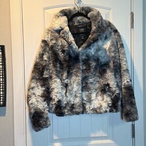 Logo by Lori Goldstein x Smiley World Jacket Womens Size Medium Faux Fur Coat